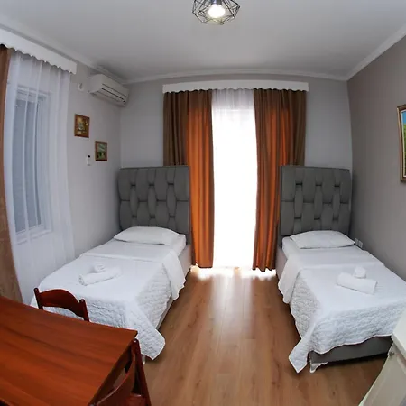 Hotel Vila Alvin & Apartments Sarandë Exterior foto