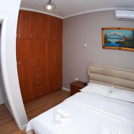 Hotel Vila Alvin & Apartments Sarandë Exterior foto