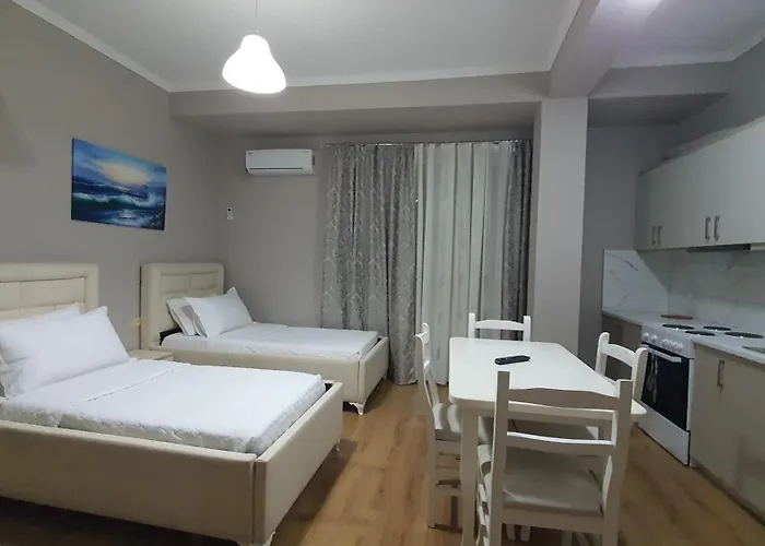 Hotel Vila Alvin & Apartments